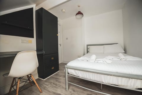 Comfy 5 Bed in heart of Stranmillis Apartment in Belfast