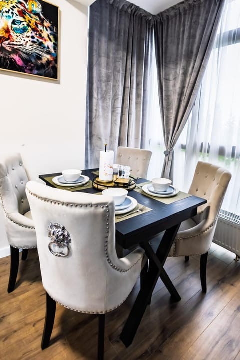 Apartament Deluxe Promenada Craiova Apartment in Craiova