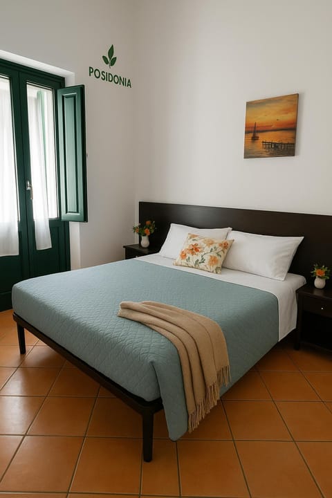 Bed, Photo of the whole room, Bedroom, City view, Landmark view