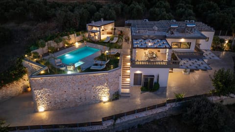 Villa Lady Dafni with private heated pool Villa in Crete