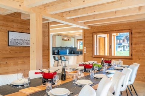 Chalet Le Pré Rosset 15 personnes accès navette Chalet in Le Grand-Bornand