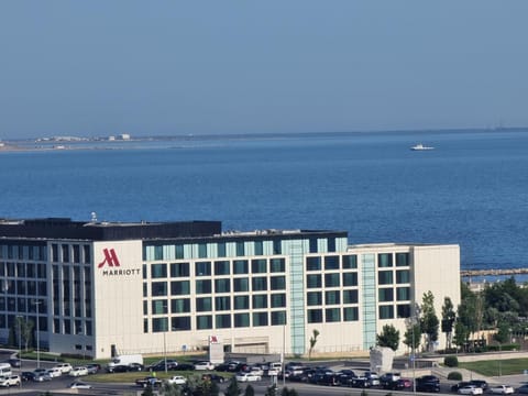 City view, Sea view