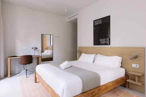 Bed, TV and multimedia, Photo of the whole room, Business facilities, Bedroom, air conditioner