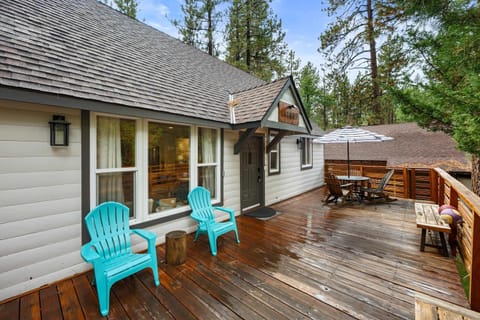 Navigate Stays 5BR Group Lodge Near Mountain & Fun House in Big Bear
