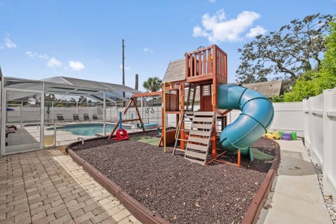 Family Retreat with Heated Pool, Playground, Ping Pong Table House in Florida