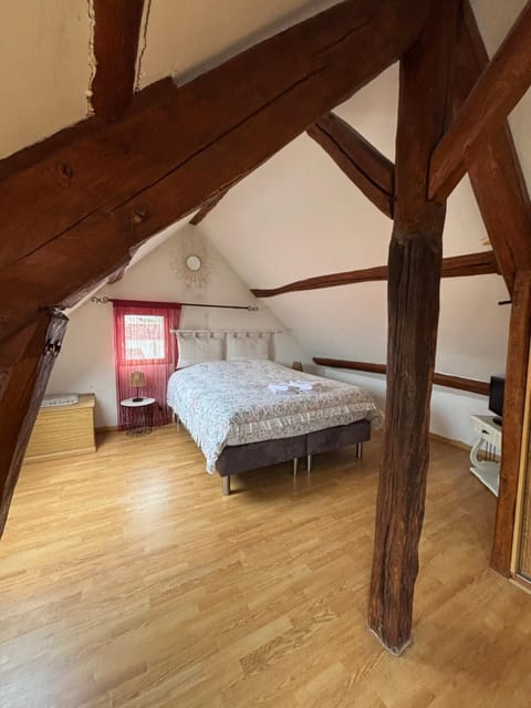 Auberge Cherisy Hotel in Normandy