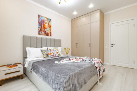 Bed, Photo of the whole room, Bedroom, wardrobe