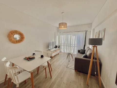 TV and multimedia, Seating area