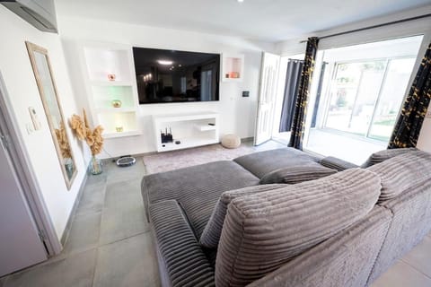 Villa Celesto - Piscine et Jacuzzi privé Villa in Marseille