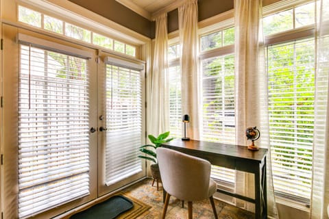 Fire Pit and Yard! Charming Home, 5 Mi to FedExForum House in Memphis