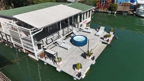 Hot Tub, Balcony/Terrace