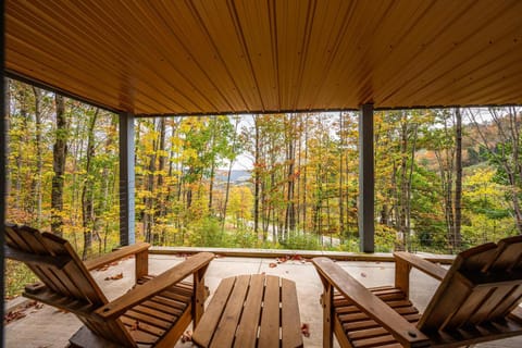 Spacious 6 Bedroom Chalet Near Holiday Valley Chalet in Ellicottville