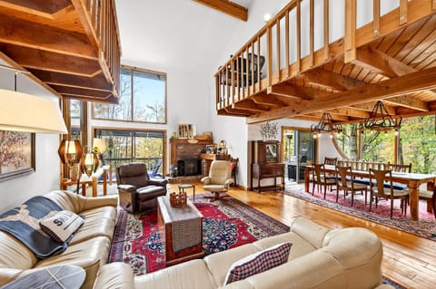 Spacious 6 Bedroom Chalet Near Holiday Valley Chalet in Ellicottville