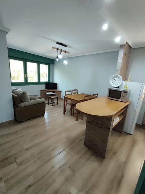 Kitchen or kitchenette, Living room, Dining area