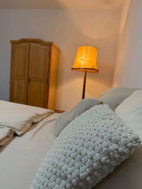 Gemütliches Buchen Zimmer mit Gemeinschaftsbad Vacation rental in Karlsruhe