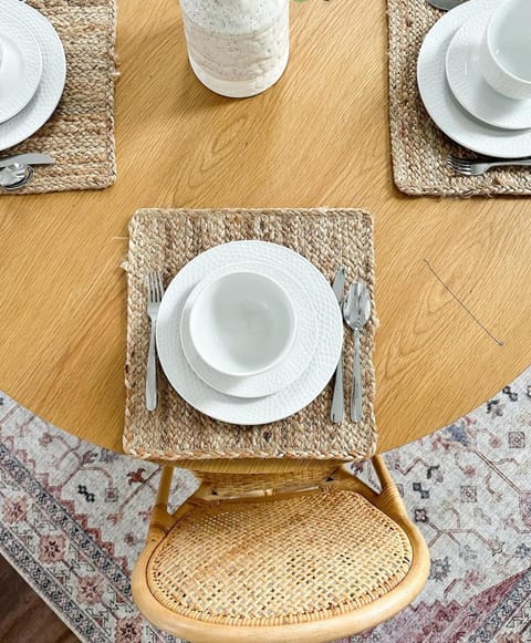 Modern 4 BDRM Renovated Spacious near U of E and Downtown House in Evansville