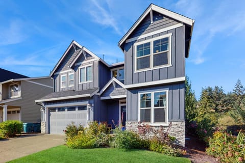 Sunset Grove House in Newberg