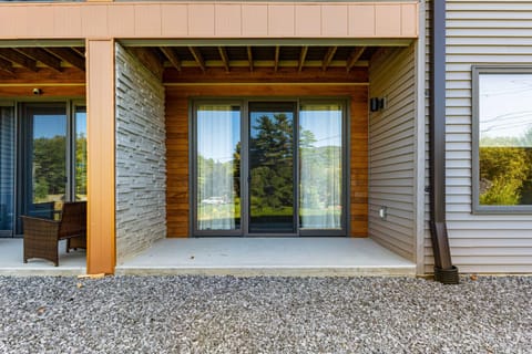 Lake George Getaway House in Queensbury