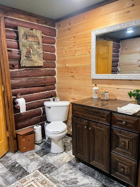 Wildwood Wander Nature lodge in Finger Lakes