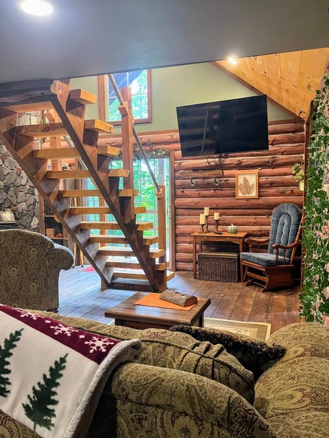 Wildwood Wander Nature lodge in Finger Lakes