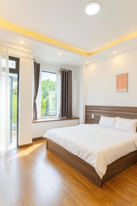 Bed, Photo of the whole room