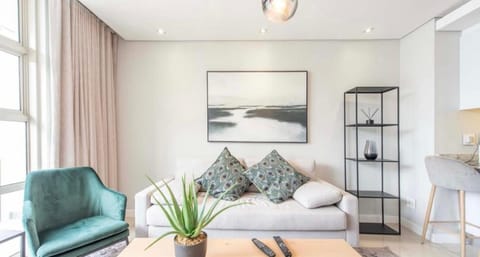 Andringa Walk, Modern 2 Bedroom Apartment Apartment in Stellenbosch