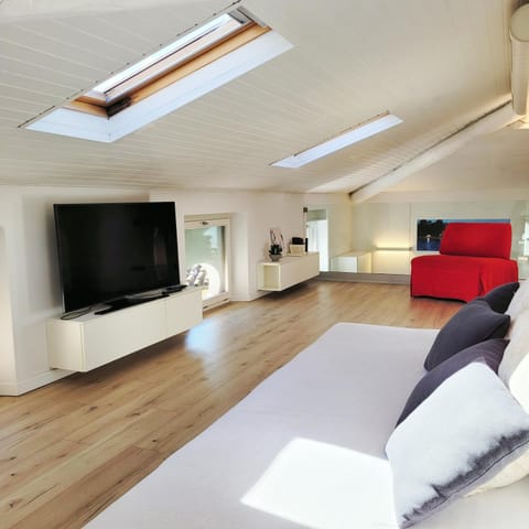 Attico sul lago Mountain Lake Iseo Hospitality Apartment in Lovere