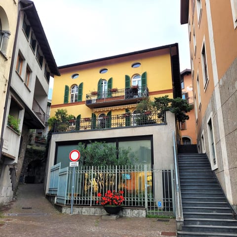 Attico sul lago Mountain Lake Iseo Hospitality Apartment in Lovere