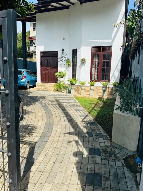 Property building, Garden, Garden view