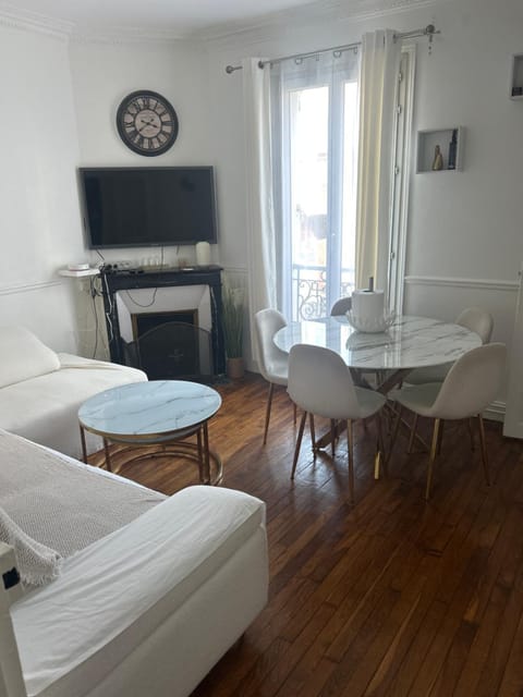 Appartement Apartment in Paris