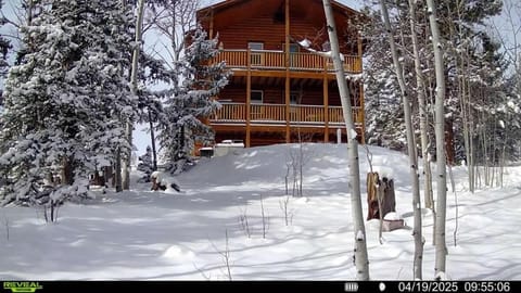 Property building, Natural landscape, Winter, Mountain view