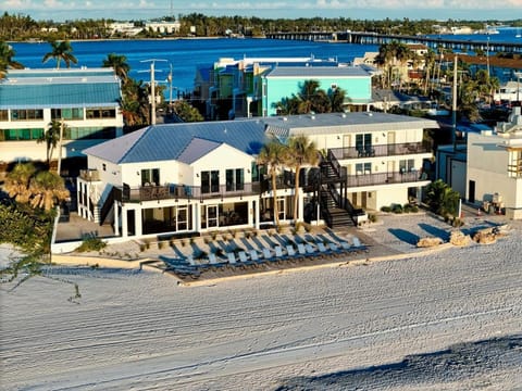 Property building, Natural landscape, Beach, Sea view