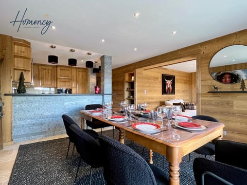 Dining area, Meals, kitchen