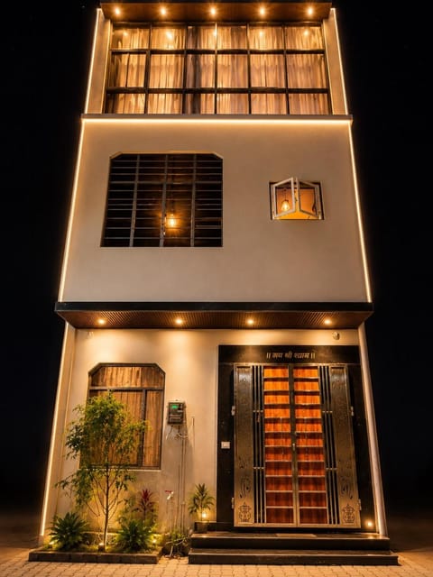 Property building, Night, View (from property/room)