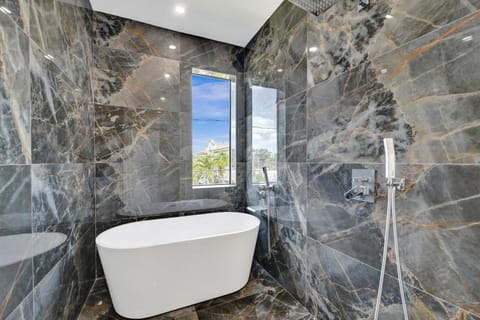 New 4BR Upscale Family Haven House in Fort Lauderdale