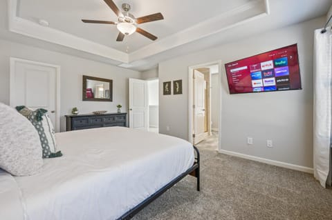 2059 Pinnacle Walk Drive Norcross House in Norcross