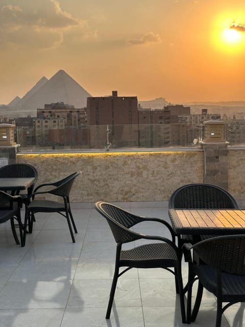 Patio, Day, Natural landscape, View (from property/room), Balcony/Terrace, Dining area, Mountain view, Sunrise, Sunset