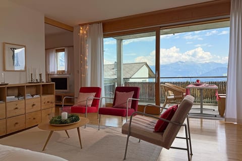 Edelweiss Ferienwohnung, Darvena Apartment in Canton of Grisons