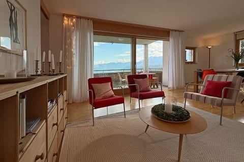 Edelweiss Ferienwohnung, Darvena Apartment in Canton of Grisons