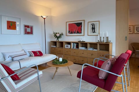 Edelweiss Ferienwohnung, Darvena Apartment in Canton of Grisons