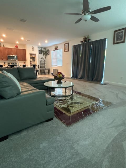 Newly built vacation home House in Pinellas Park