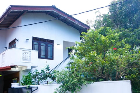 Property building, Garden view, Street view