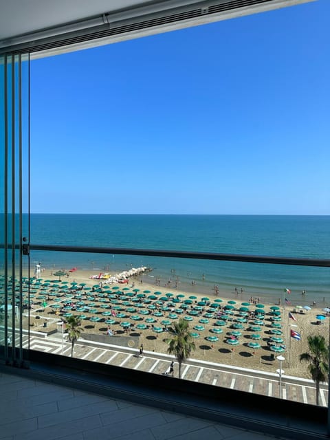 Day, Natural landscape, View (from property/room), Balcony/Terrace, Beach, Evening entertainment, Sea view