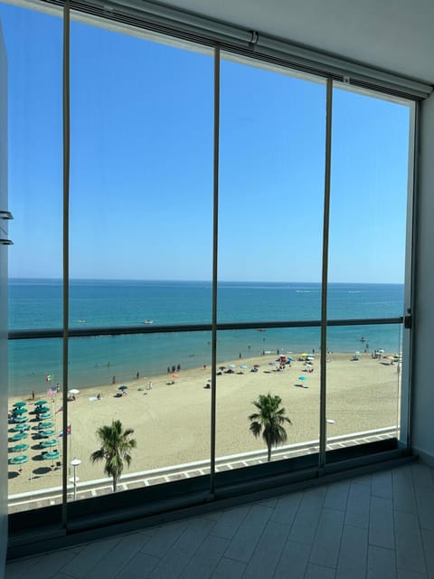 Day, Natural landscape, View (from property/room), Balcony/Terrace, Beach, Evening entertainment, Sea view