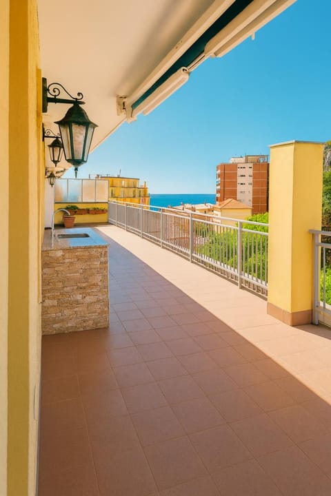 Day, Natural landscape, View (from property/room), Balcony/Terrace, Balcony/Terrace, Sea view