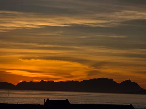 Natural landscape, Mountain view, Sea view, Sunset