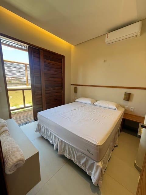Bed, Photo of the whole room, Bedroom, towels, air conditioner