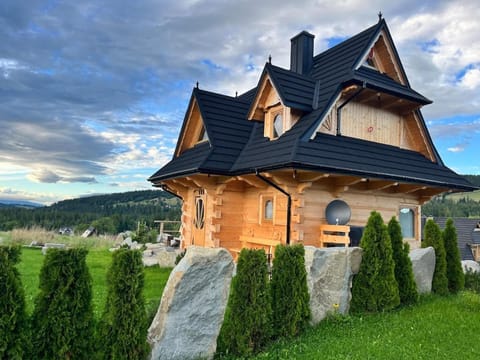 Garden, Mountain view