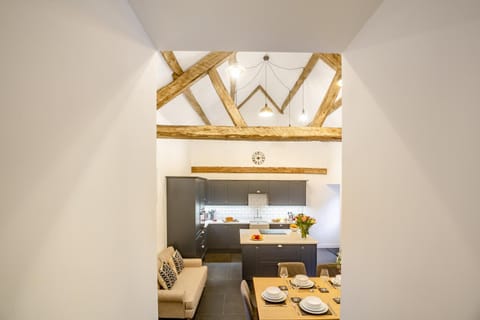 Luxury Cottage near Dolgellau House in Ganllwyd