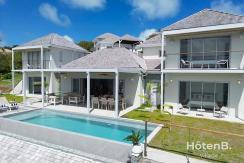 Property building, Patio, Day, Pool view, Swimming pool, Swimming pool